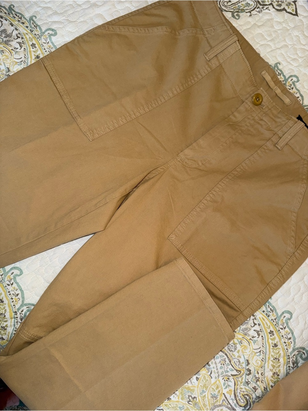 Banana Republic Women’s Khaki Chino Pants